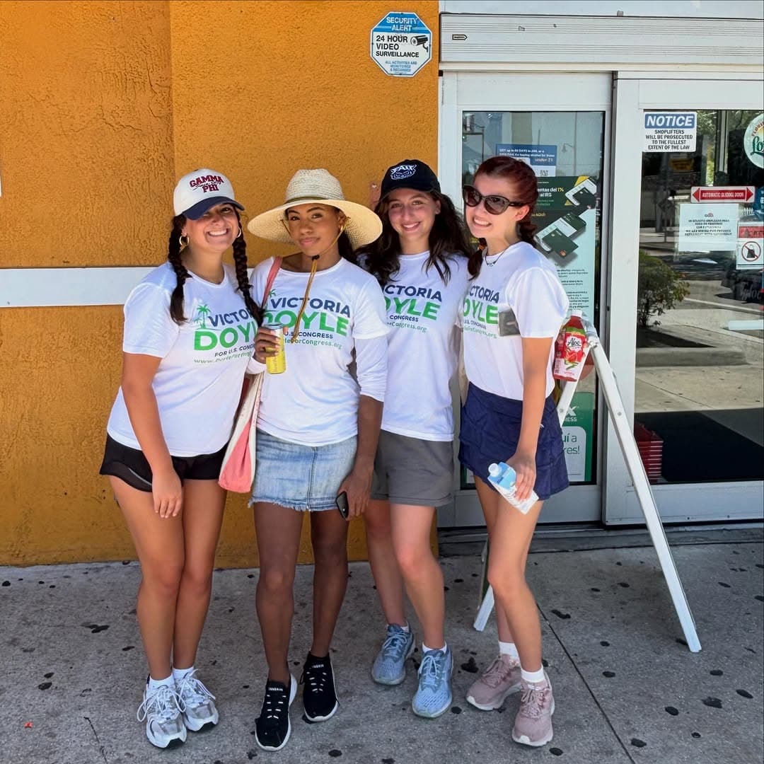 Shout out the morning crew!! Every day 7 days a week from 10-1 we knock doors and talk to voters. Not only are these young politically acti…